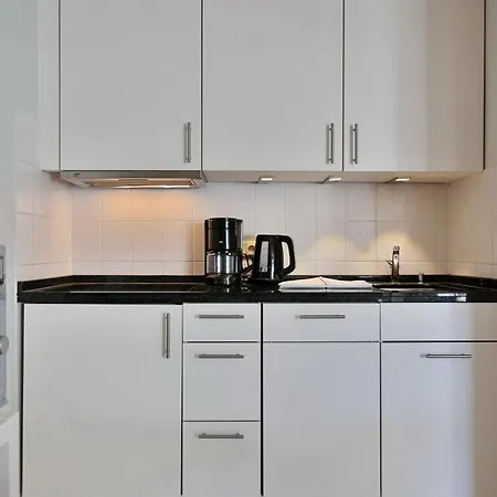 Апартаменты Strandhotel - Strandhotel 32